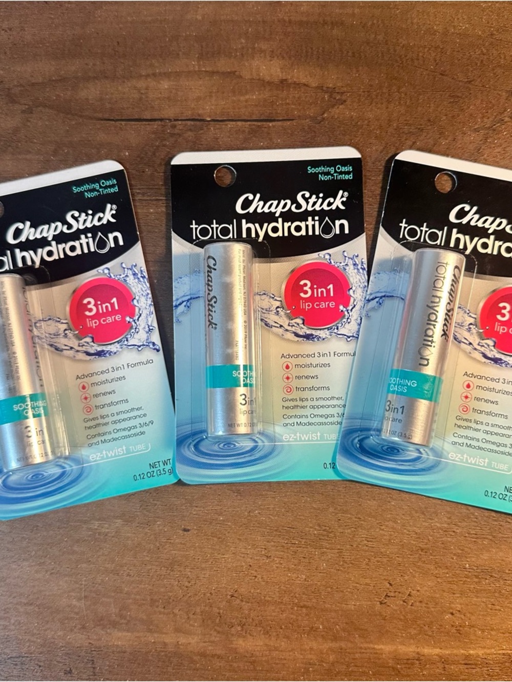CHAPSTICK Total Hydration 3-In-1 Lip Care SOOTHING OASIS Non-Tinted X3- SEALED